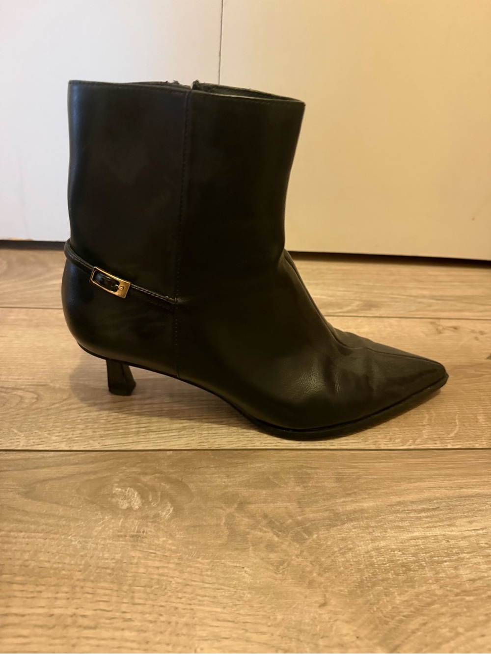 Zara Black Pointed-Toe Ankle Booties with Side Zipper kitten heel